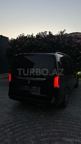 Mercedes V 250 2023, 36,000 km - 2.1 l - Bakı