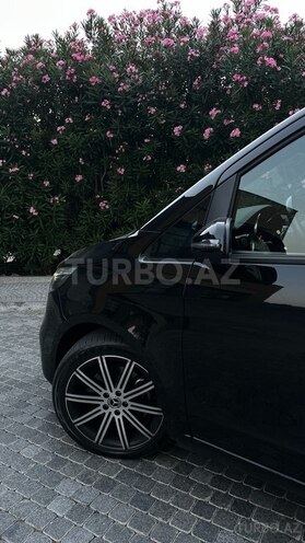 Mercedes V 250 2023, 36,000 km - 2.1 l - Bakı