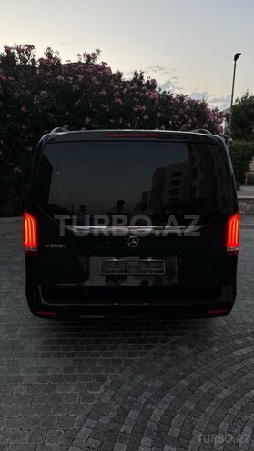 Mercedes V 250 2023, 36,000 km - 2.1 l - Bakı