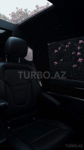 Mercedes V 250 2023, 36,000 km - 2.1 l - Bakı