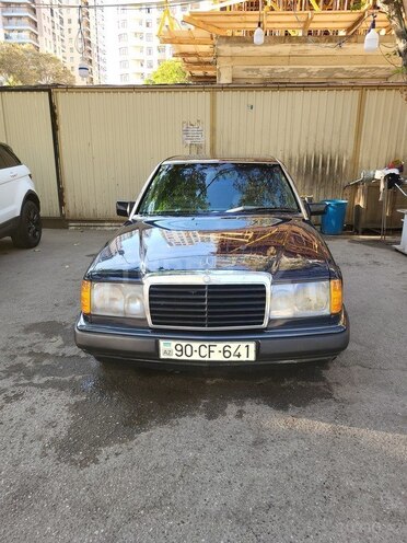 Mercedes 230 E 1990, 290,064 km - 2.3 l - Bakı