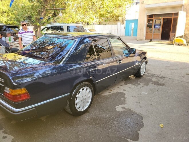 Mercedes 230 E 1990, 290,064 km - 2.3 l - Bakı