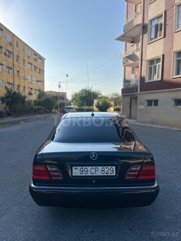 Mercedes E 200 1998, 550,000 km - 2.0 l - Şəki