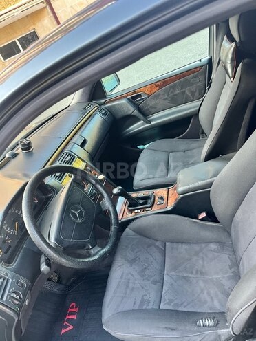 Mercedes E 200 1998, 550,000 km - 2.0 l - Şəki