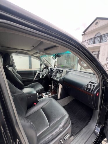 Toyota Land Cruiser Prado 2013, 257,000 km - 3.0 l - Gəncə