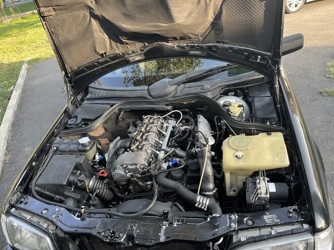 Mercedes C 200 1998, 350,000 km - 2.2 l - Zaqatala