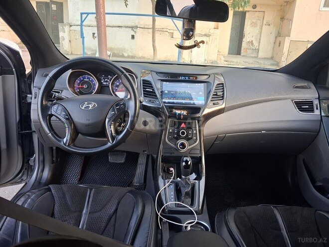 Hyundai Elantra 2015, 239,910 km - 1.8 l - Bakı