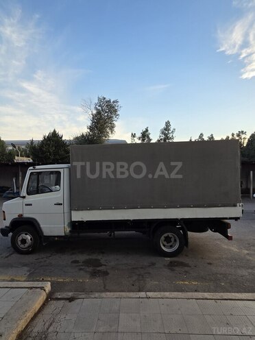 Mercedes 711 D 1995, 200,000 km - 3.9 л - Şirvan