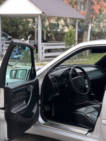 Mercedes C 280 2000, 286,450 km - 2.8 l - Astara