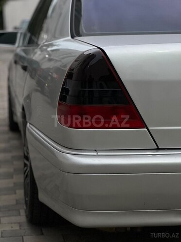 Mercedes C 280 2000, 286,450 km - 2.8 l - Astara