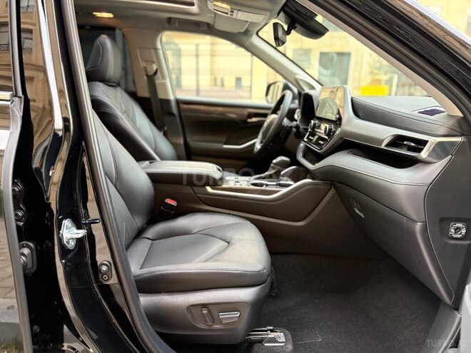 Toyota Highlander 2025, 24,000 km - 2.5 l - Bakı