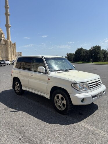 Mitsubishi Pajero io 1999, 398,000 km - 1.8 l - Bakı