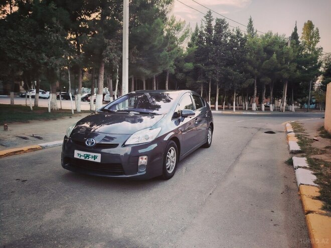 Toyota Prius 2010, 177,028 km - 1.8 л - Sumqayıt