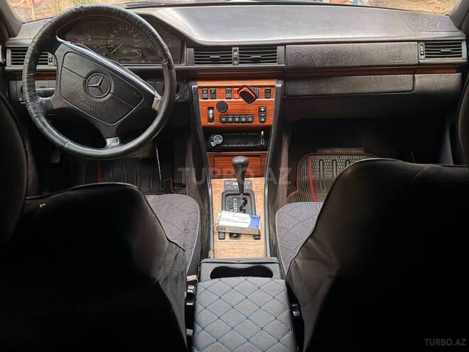 Mercedes 220 E 1993, 636,233 km - 2.2 l - Bakı
