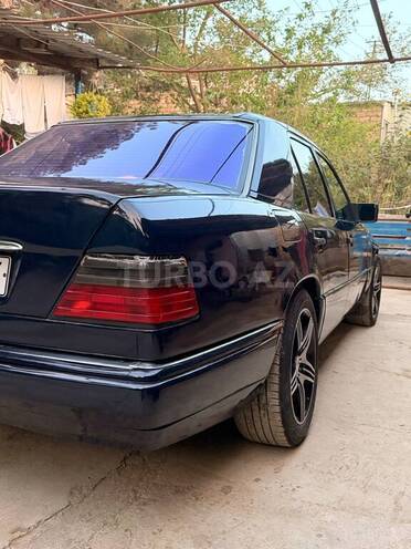 Mercedes 220 E 1993, 636,233 km - 2.2 l - Bakı