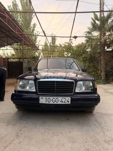 Mercedes 220 E 1993, 636,233 km - 2.2 l - Bakı