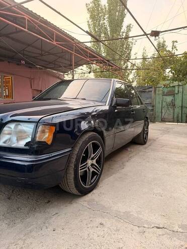 Mercedes 220 E 1993, 636,233 km - 2.2 l - Bakı