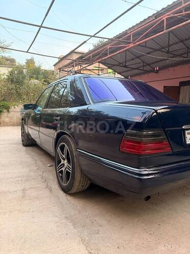 Mercedes 220 E 1993, 636,233 km - 2.2 l - Bakı