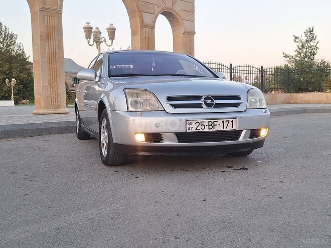 Opel Vectra 2002, 370,000 km - 2.2 l - Yevlax