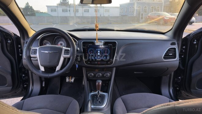 Chrysler 200 2013, 180,000 km - 2.4 л - Bakı