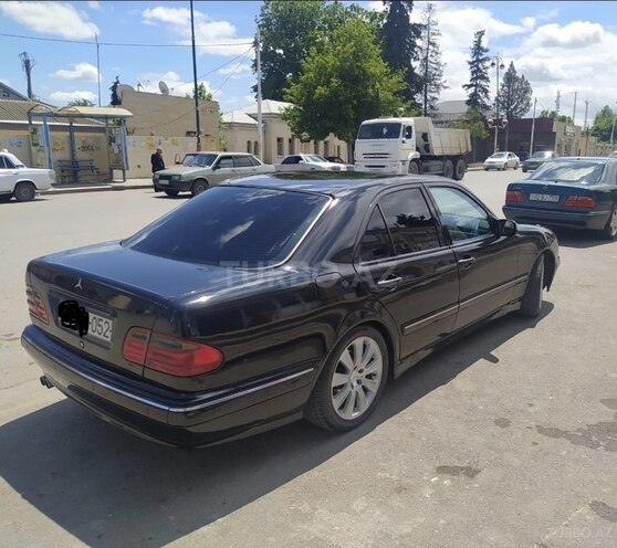 Mercedes E 240 2000, 400,000 km - 2.4 l - Tərtər
