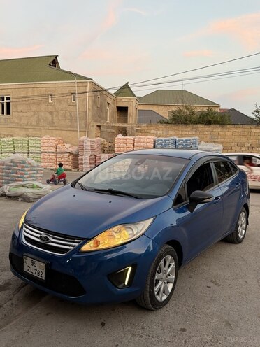 Ford Fiesta 2010, 300,000 km - 1.6 l - Bakı