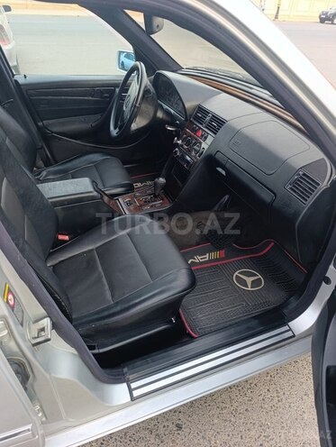 Mercedes C 230 2000, 246,000 km - 2.3 l - Bakı