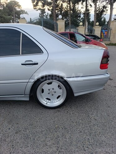 Mercedes C 230 2000, 246,000 km - 2.3 l - Bakı