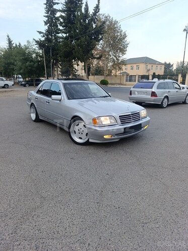 Mercedes C 230 2000, 246,000 km - 2.3 l - Bakı