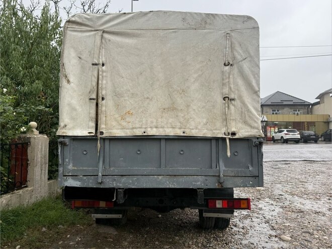 GAZ 33021 1996, 200,000 km - 2.4 l - Quba