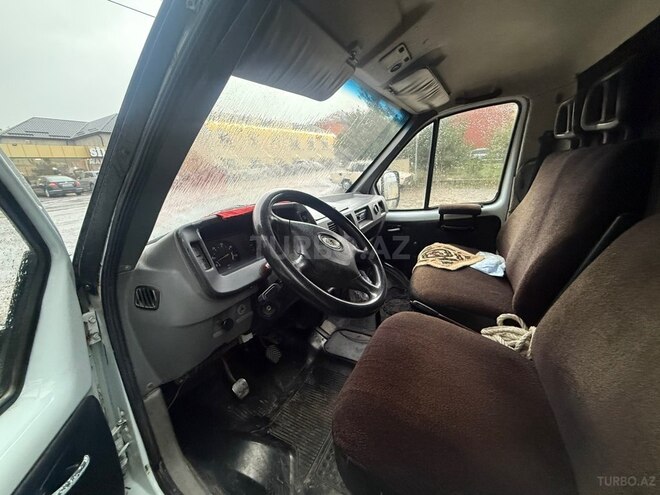 GAZ 33021 1996, 200,000 km - 2.4 l - Quba