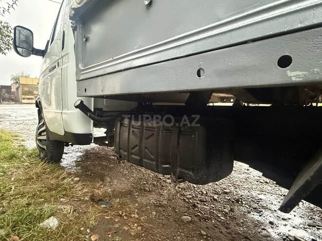 GAZ 33021 1996, 200,000 km - 2.4 l - Quba