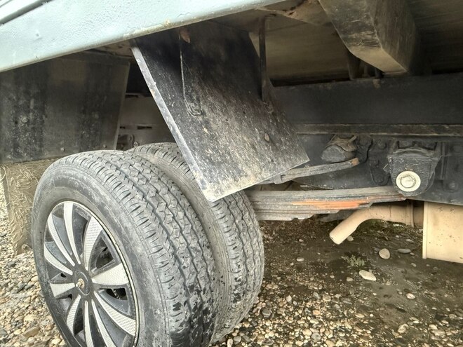 GAZ 33021 1996, 200,000 km - 2.4 l - Quba