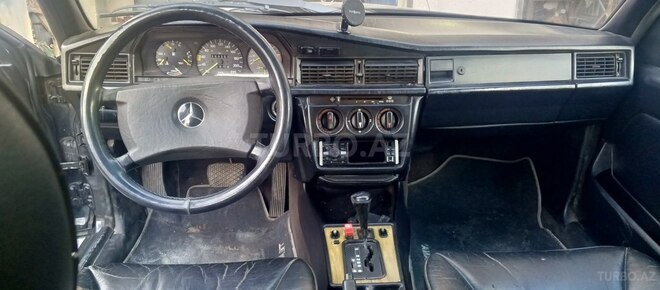 Mercedes 190 1990, 300,000 km - 2.0 l - Mingəçevir