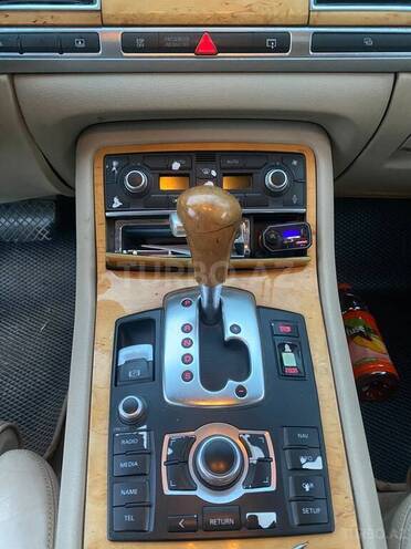 Audi A8 2008, 295,000 km - 3.1 l - Balakən