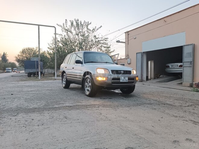 Toyota RAV4 1998, 270,000 km - 2.0 l - Biləsuvar