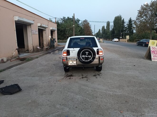 Toyota RAV4 1998, 270,000 km - 2.0 l - Biləsuvar