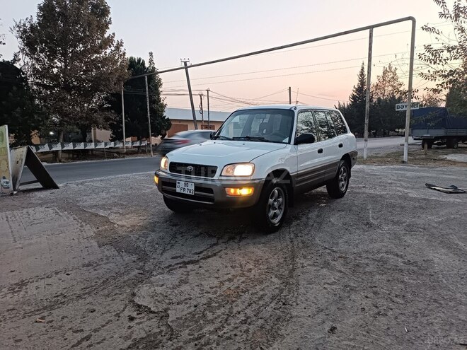 Toyota RAV4 1998, 270,000 km - 2.0 l - Biləsuvar