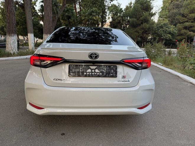 Toyota Corolla 2022, 103,000 km - 1.8 l - Gəncə