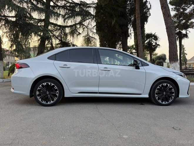 Toyota Corolla 2022, 103,000 km - 1.8 l - Gəncə