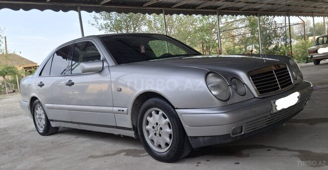 Mercedes E 230 1996, 413,000 km - 2.3 l - Kürdəmir
