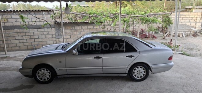 Mercedes E 230 1996, 413,000 km - 2.3 l - Kürdəmir