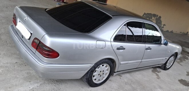 Mercedes E 230 1996, 413,000 km - 2.3 l - Kürdəmir