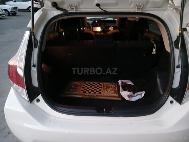 Toyota Aqua 2016, 235,000 km - 1.5 l - Bakı