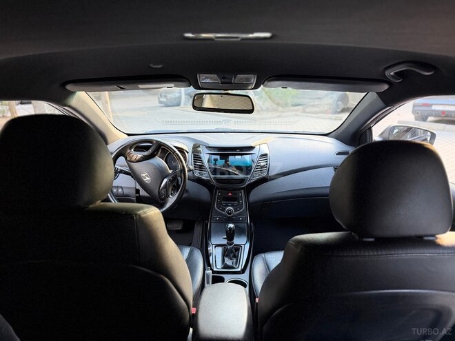 Hyundai Avante 2015, 235,316 km - 1.6 l - Bakı
