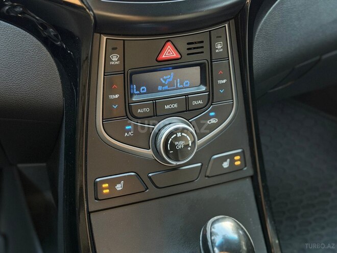 Hyundai Avante 2015, 235,316 km - 1.6 l - Bakı