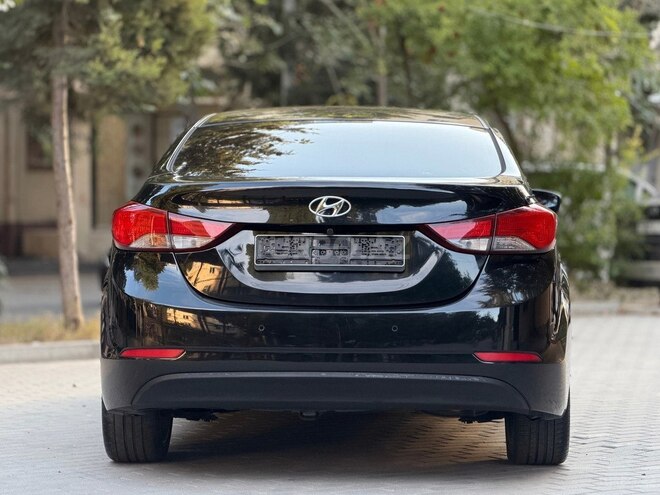 Hyundai Avante 2015, 235,316 km - 1.6 l - Bakı
