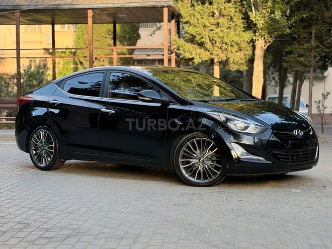 Hyundai Avante 2015, 235,316 km - 1.6 l - Bakı