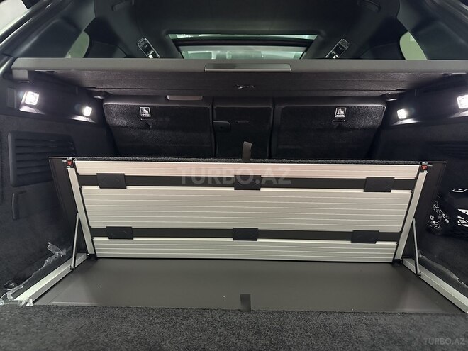 Land Rover Range Rover 2023, 13,000 km - 4.4 l - Bakı