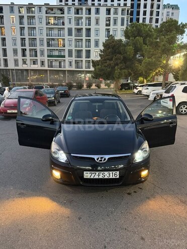 Hyundai i30 2009, 260,000 km - 1.4 л - Bakı